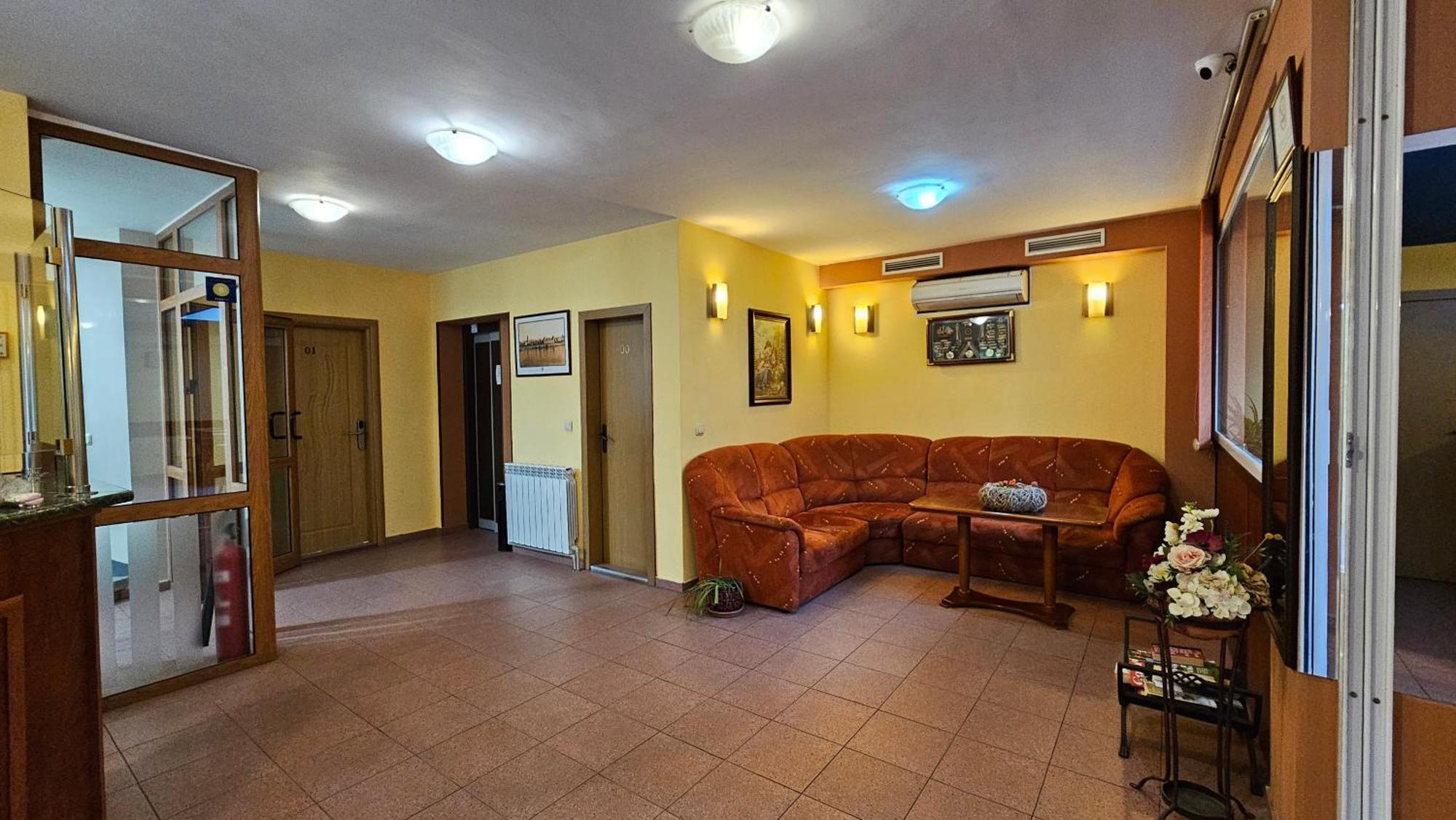 Caprice Family Hotel Varna Luaran gambar