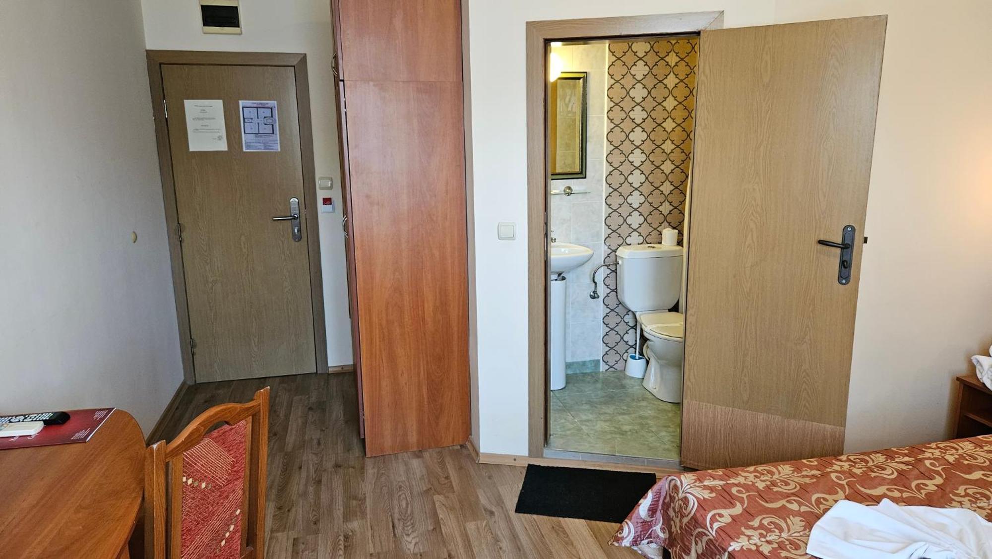 Caprice Family Hotel Varna Luaran gambar
