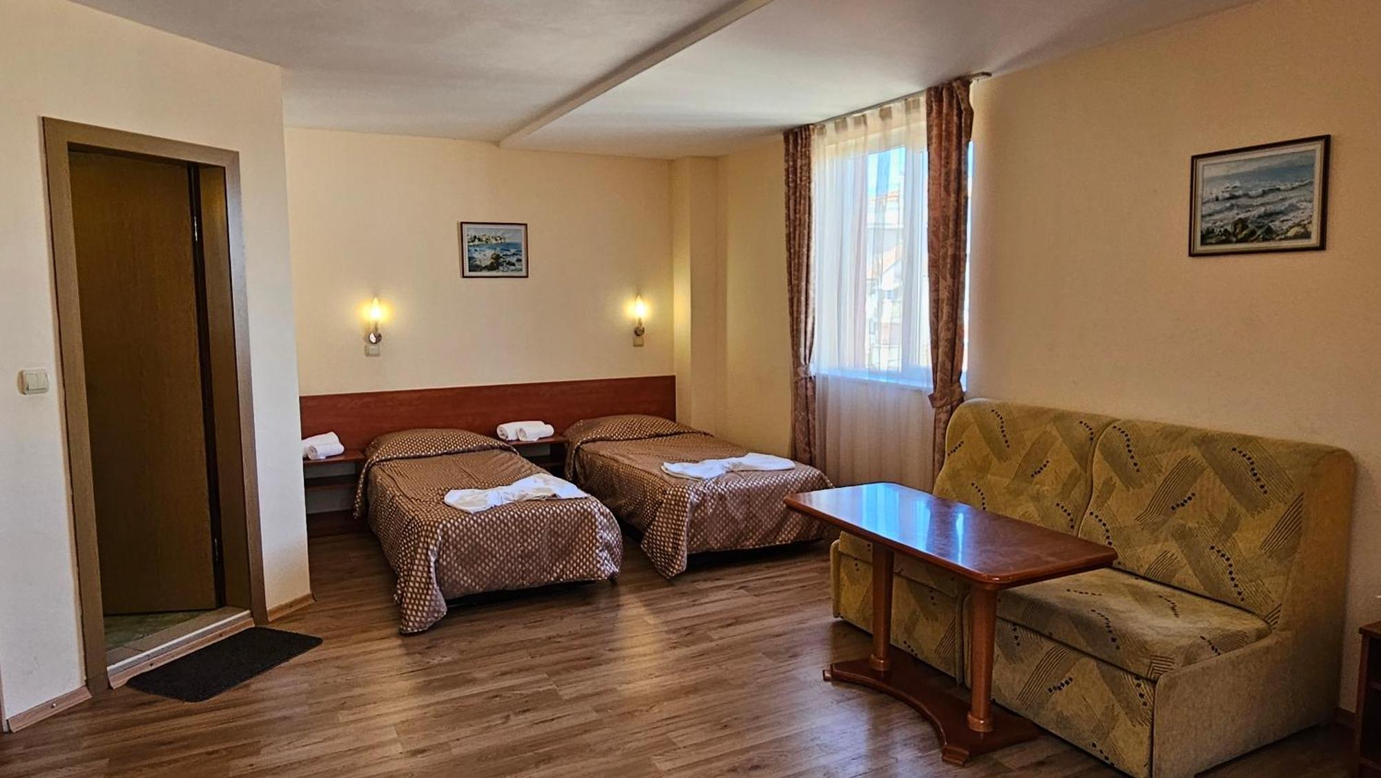 Caprice Family Hotel Varna Luaran gambar