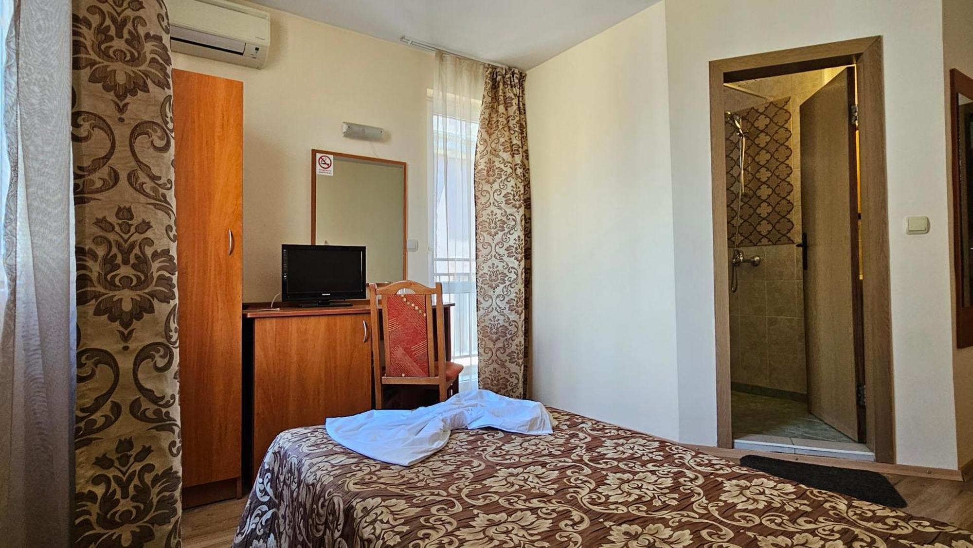 Caprice Family Hotel Varna Luaran gambar